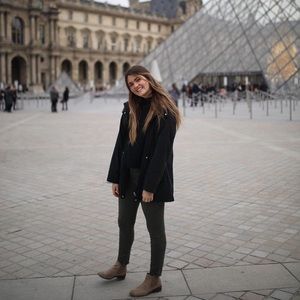 Meet your Posher, Rachel